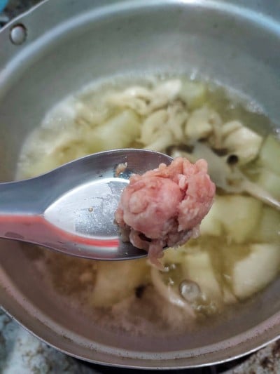 วิธีทำ ต้มจืดฟักเขียวใส่หมู วิธีทำ ต้มจืดฟักเขียวใส่หมู