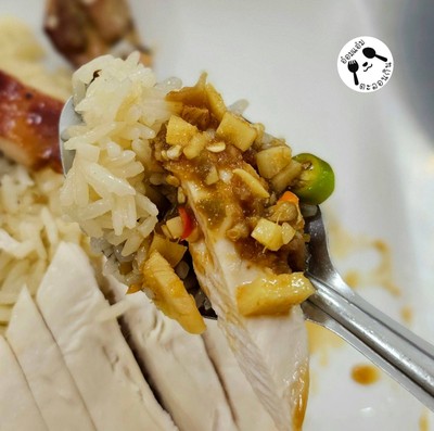 ข้าวมันไก่ต้ม