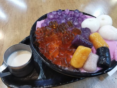 P4 ทาโรบอลมิกซ์+บราวน์ชูการ์เยลลี่+โมจิไต้หวัน+ไข่มุกมันม่วง