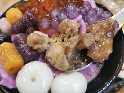 P4 ทาโรบอลมิกซ์+บราวน์ชูการ์เยลลี่+โมจิไต้หวัน+ไข่มุกมันม่วง