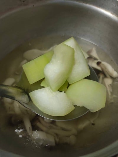 วิธีทำ ต้มจืดฟักเขียวใส่หมู วิธีทำ ต้มจืดฟักเขียวใส่หมู