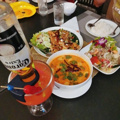 อาหาร หรือ เครื่องดื่ม