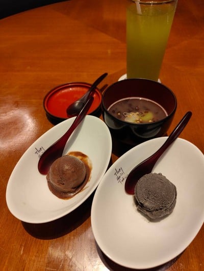 อาหาร หรือ เครื่องดื่ม