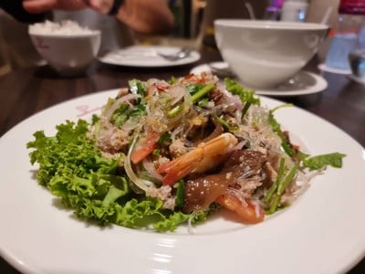 อาหาร หรือ เครื่องดื่ม