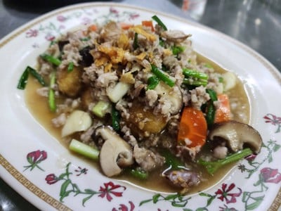 เต้าหู้ทรงเครื่อง