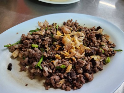 หมูผัดหนำเลี้ยบ