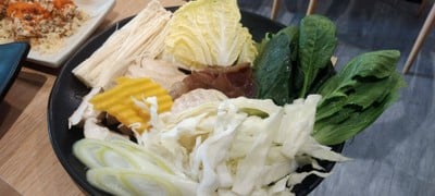 อาหาร หรือ เครื่องดื่ม