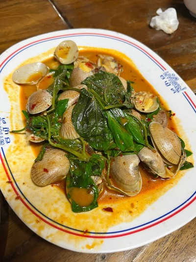 หอยลายผัดพริกเผา