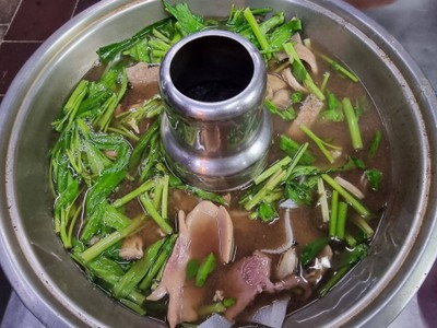อาหาร หรือ เครื่องดื่ม
