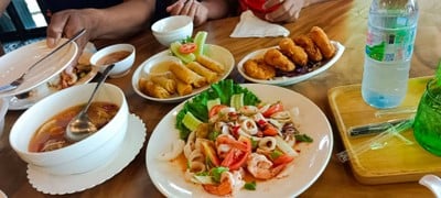 Nahong Cafe Roiet