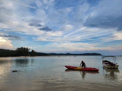 สระว่ายน้ำ/ชายหาด