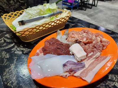 ชุดกินเอาอยู่ (M)