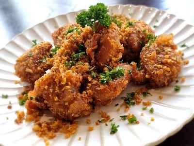 ไก่กรอบคั่วพริกเกลือ