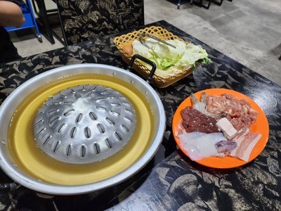 หมูกระทะ