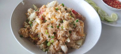 ข้าวผัดปู