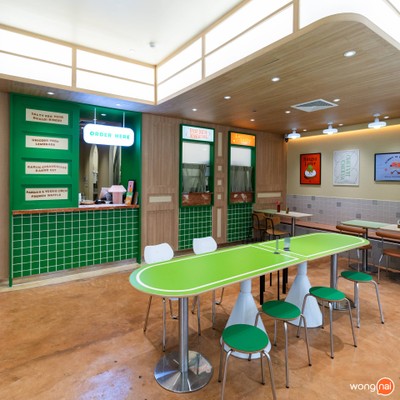 Cheevit Cheeva Siam Square One