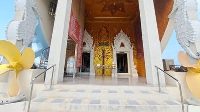 วัดนอกปากทะเล
