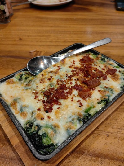 ผักโขมอบชีส