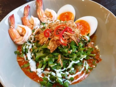 เว-ฬา-ดี : We-La-Dee Cafe & Restaurant