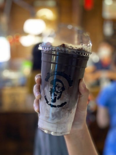 ลุงเงินกาแฟหม้อดิน สาขาไอคอนสยาม