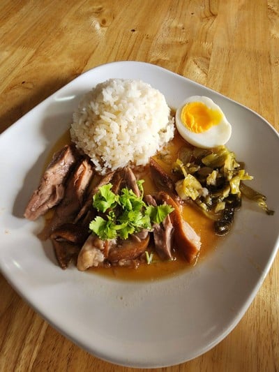 อาหาร หรือ เครื่องดื่ม