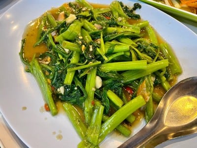 ข้าวต้มเมืองตาก อิ่มอร่อย