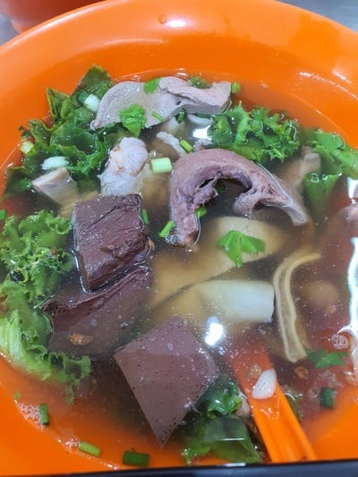 เกาเหลาเลือดหมู