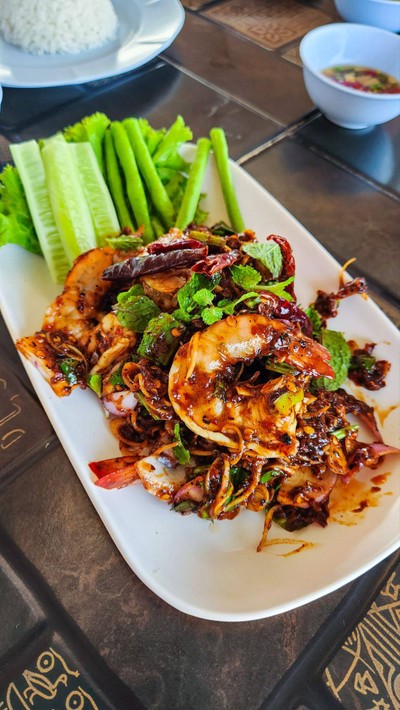 พล่ากุ้ง