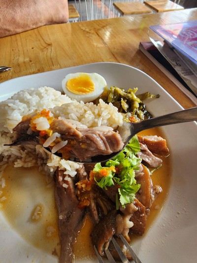 ข้าวขาหมู