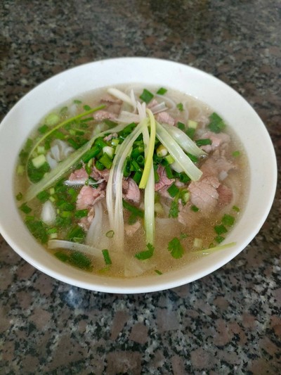 Pho Tai (เฝอเนื้อ)