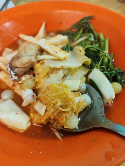 อาหาร หรือ เครื่องดื่ม