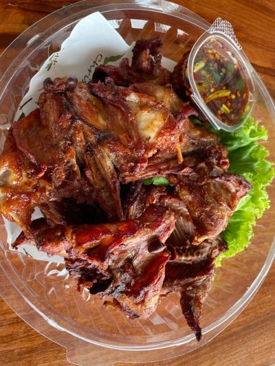 อาหาร หรือ เครื่องดื่ม