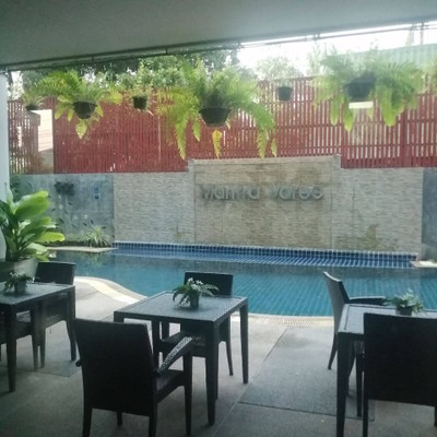 สระว่ายน้ำ/ชายหาด