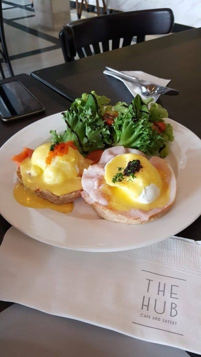 EGG BENEDICT
