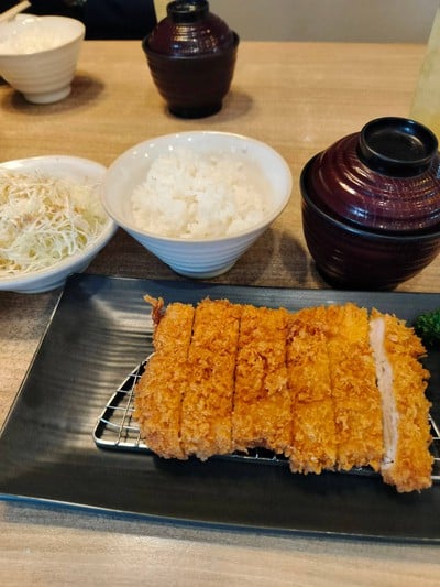 ชุดทงคัตสึสันใน (ใหญ่)