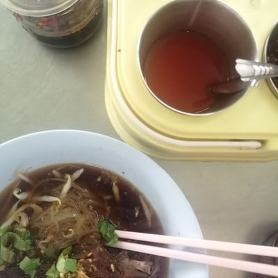 อาหาร หรือ เครื่องดื่ม