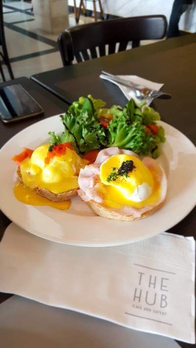 EGG BENEDICT
