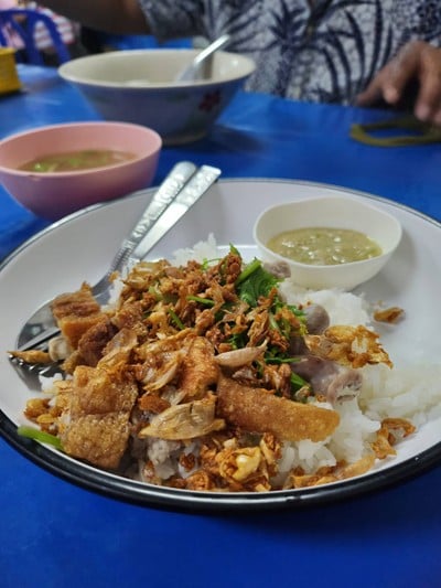 ข้าวต้มซี่โครงหมู เยาวราช เชียงใหม่