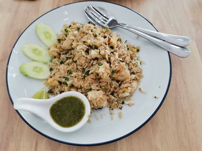 ข้าวผัดปู