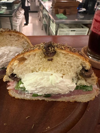 Smokaccia Local Burrata