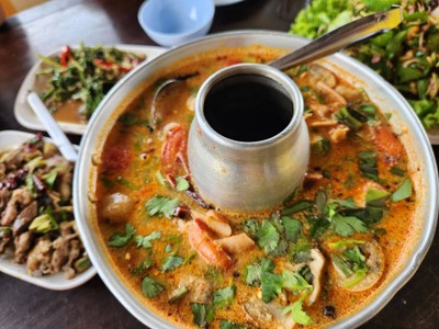 ต้มยำกุ้ง