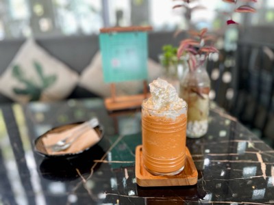 🫖 Thai Tea Frappe. (Price 95++ Baht.)