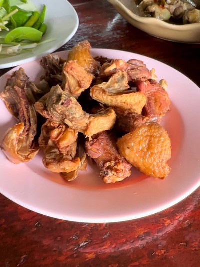 เมนูของร้าน กนกวรรณลาบเป็ด