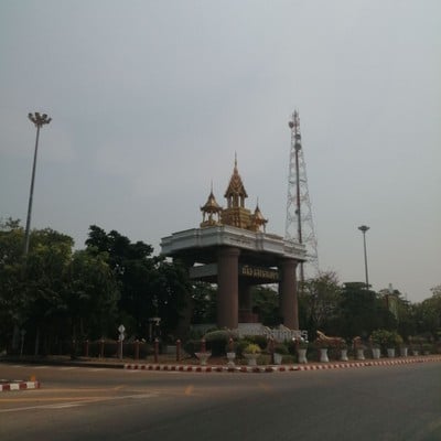 บรรยากาศ ประตูเมืองสกลนคร