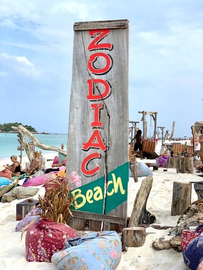 Zodiac See Sun Beach Bar เกาะหลีเป๊ะ
