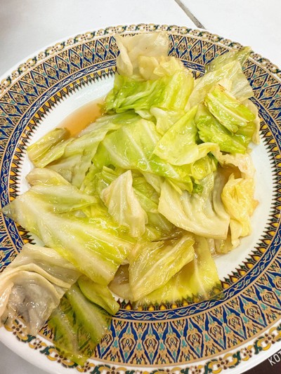 กะหล่ำปลีผัดน้ำปลา