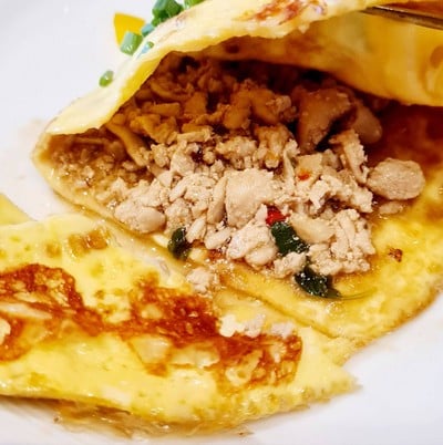 Kraprao Omelette
