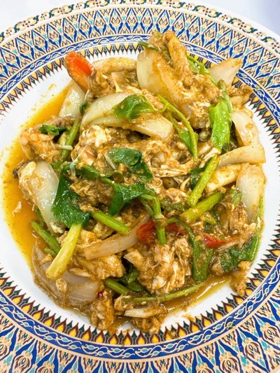 ปูผัดผงกะหรี่