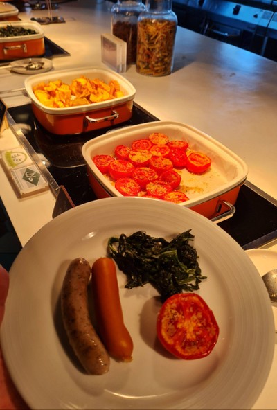 อาหาร หรือ เครื่องดื่ม