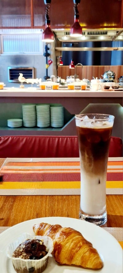 อาหาร หรือ เครื่องดื่ม